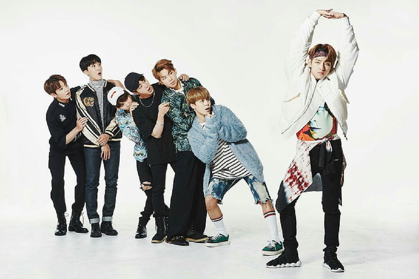 Smoky Design bts j hope v jin Wallpaper Poster Price in India - Buy Smoky Design bts j hope v jin Wallpaper Poster online at Smoky Design bts j hope v jin Wallpaper Poster Price in India - Buy Smoky Design bts j hope v jin Wallpaper Poster online at