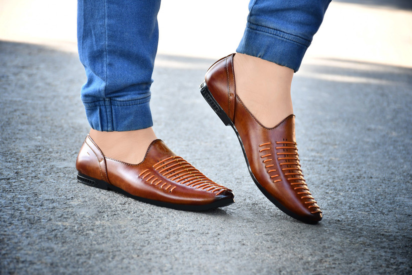 Juttis \u0026 Mojaris Nagra Stylish Shoes 