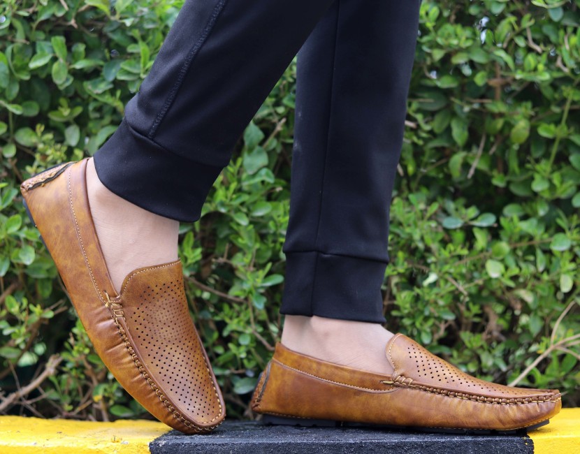 aadi brown loafers