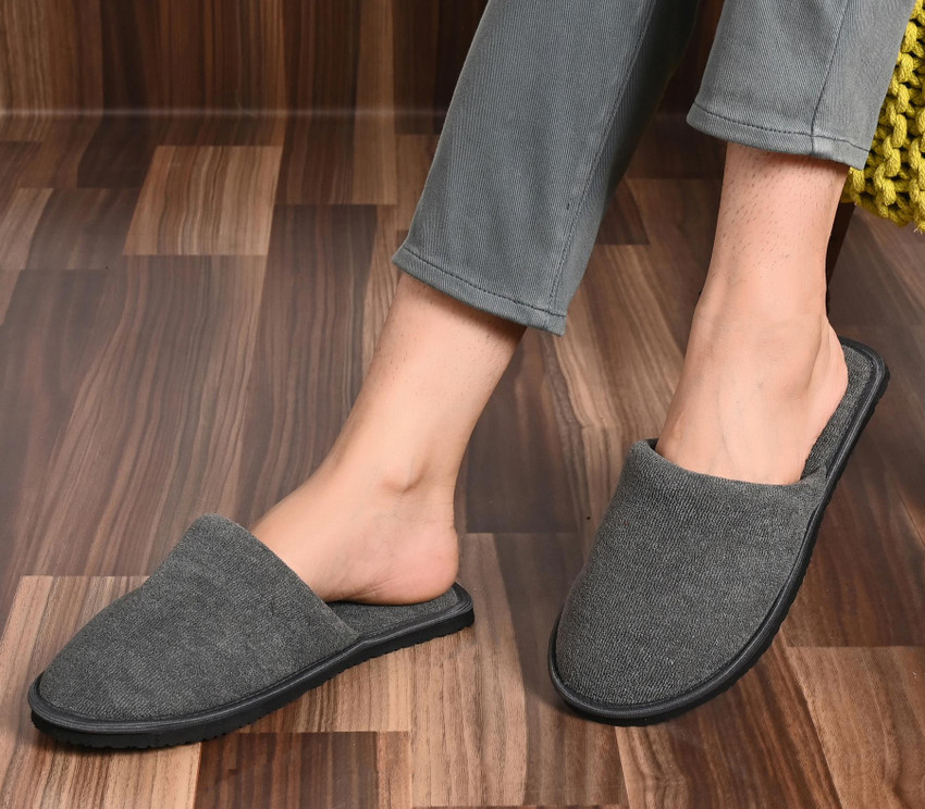 closed toe house slippers