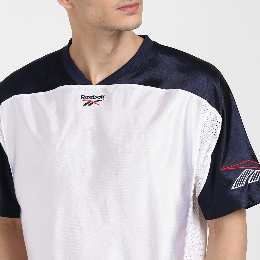 REEBOK CLASSICS Printed Men V Neck White T-Shirt - Buy REEBOK CLASSICS  Printed Men V Neck White T-Shirt Online at Best Prices in India | Shopsy.in