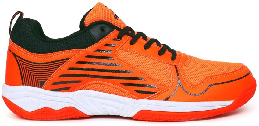 puks badminton shoes