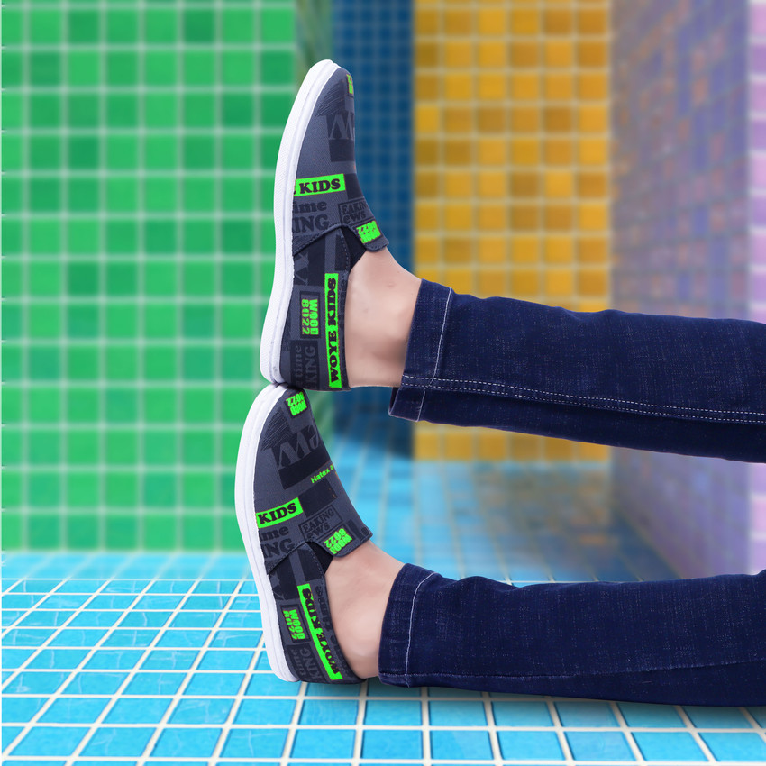 kzaara sneakers