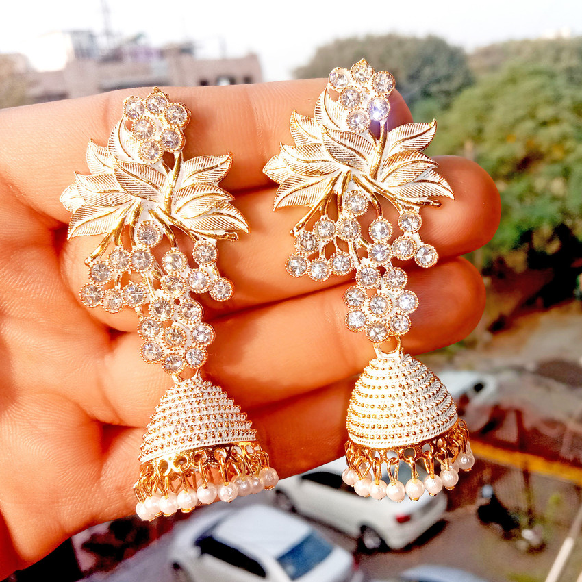 Share 76+ long jhumka earrings online best 3tdesign.edu.vn