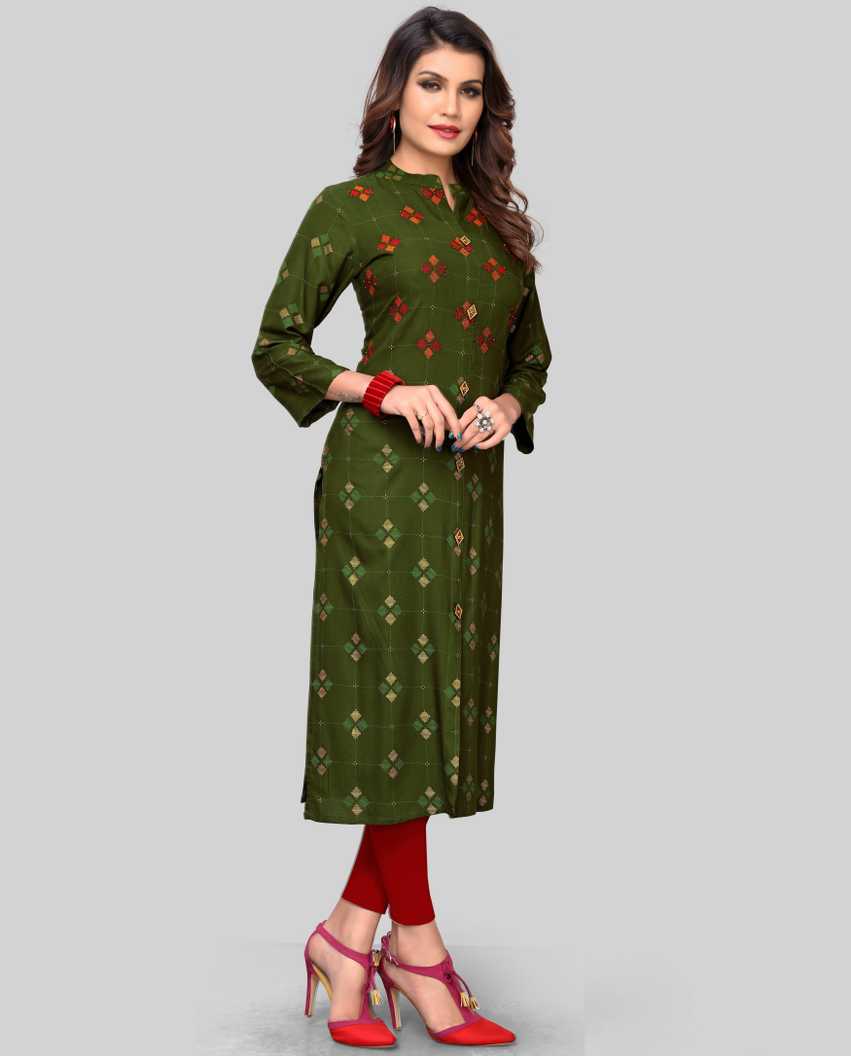 Embroidered front slit kurta