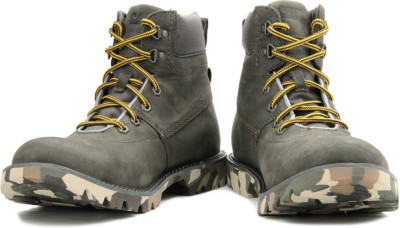 myntra cat boots
